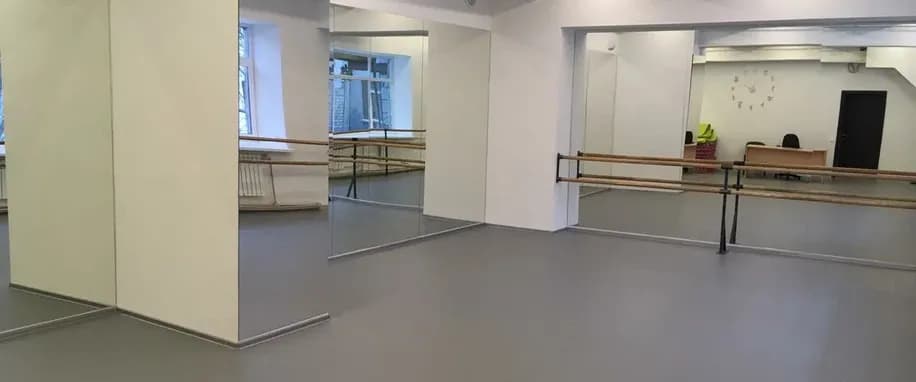 gallery slide