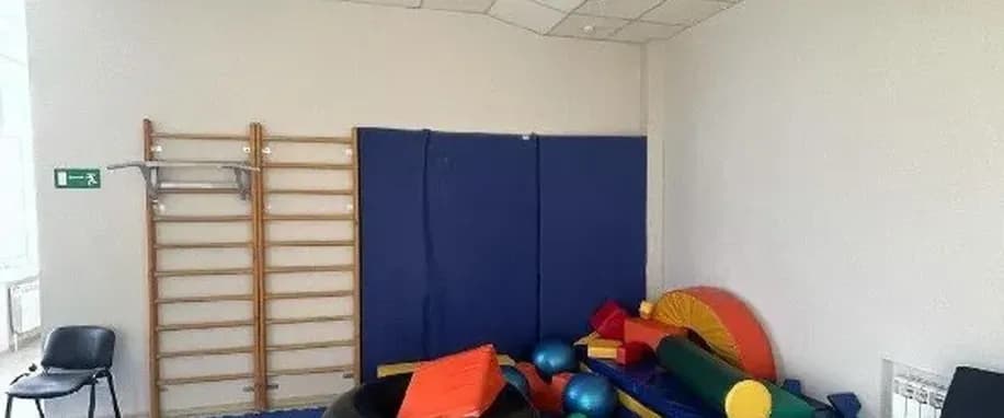 gallery slide