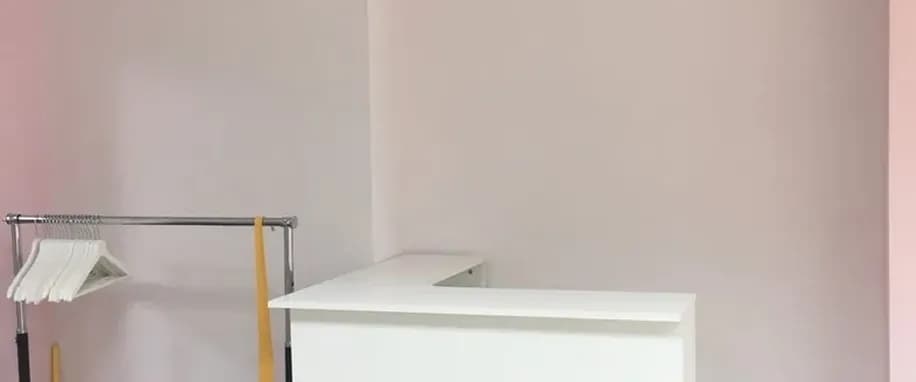 gallery slide
